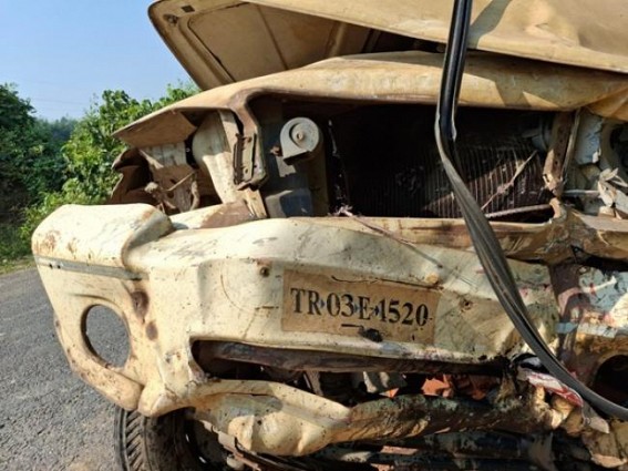 Fatal vehicle accident left two people seriously injured in Kathalia, Maheshpur. TIWN Pic Nov 12 Fatal vehicle accident left two people seriously injured in Kathalia, Maheshpur. TIWN Pic Nov 12